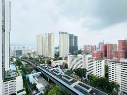 Commonwealth Towers (D3), Condominium #555578461